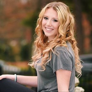 Meet your Posher, Georgia